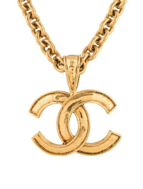 chanel paris souvenirs necklace|real real chanel necklace.